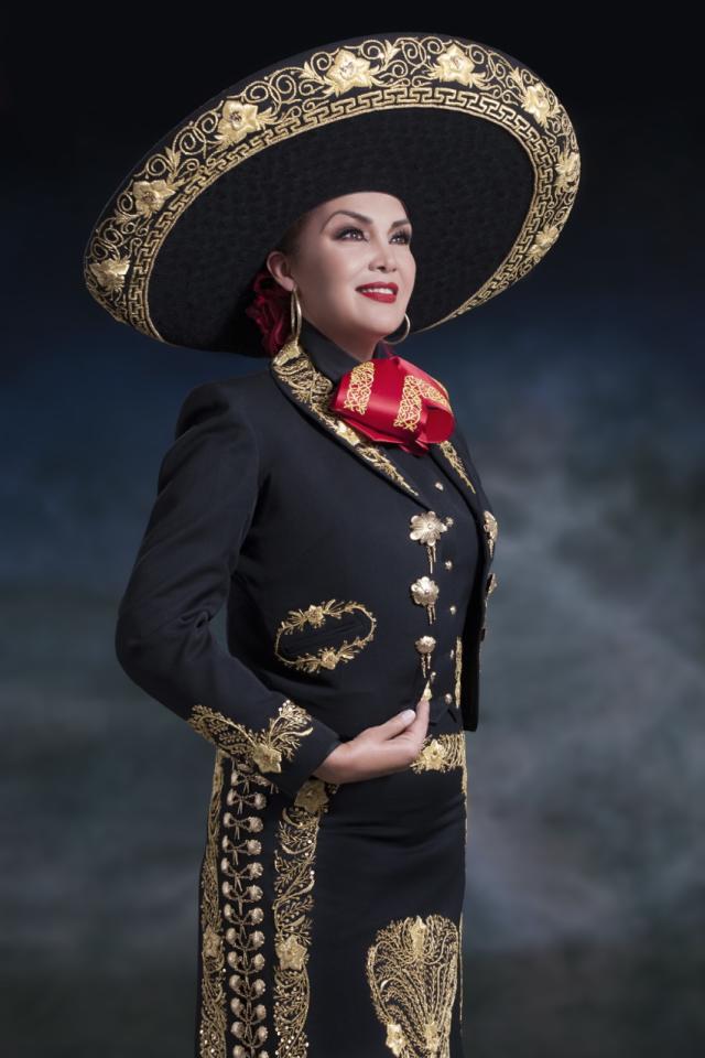 La cantante mexicana Aída Cuevas tiene heredera pero no ganas de