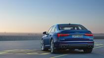 View Photos of the 2020 Audi S6