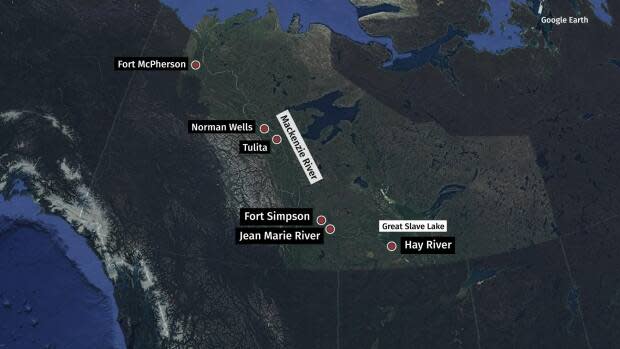A map showing Fort McPherson, Norman Wells, Tulita, Fort Simpson, Jean Marie River and Hay River. All communities are either currently affected or are potentially at risk of flooding.