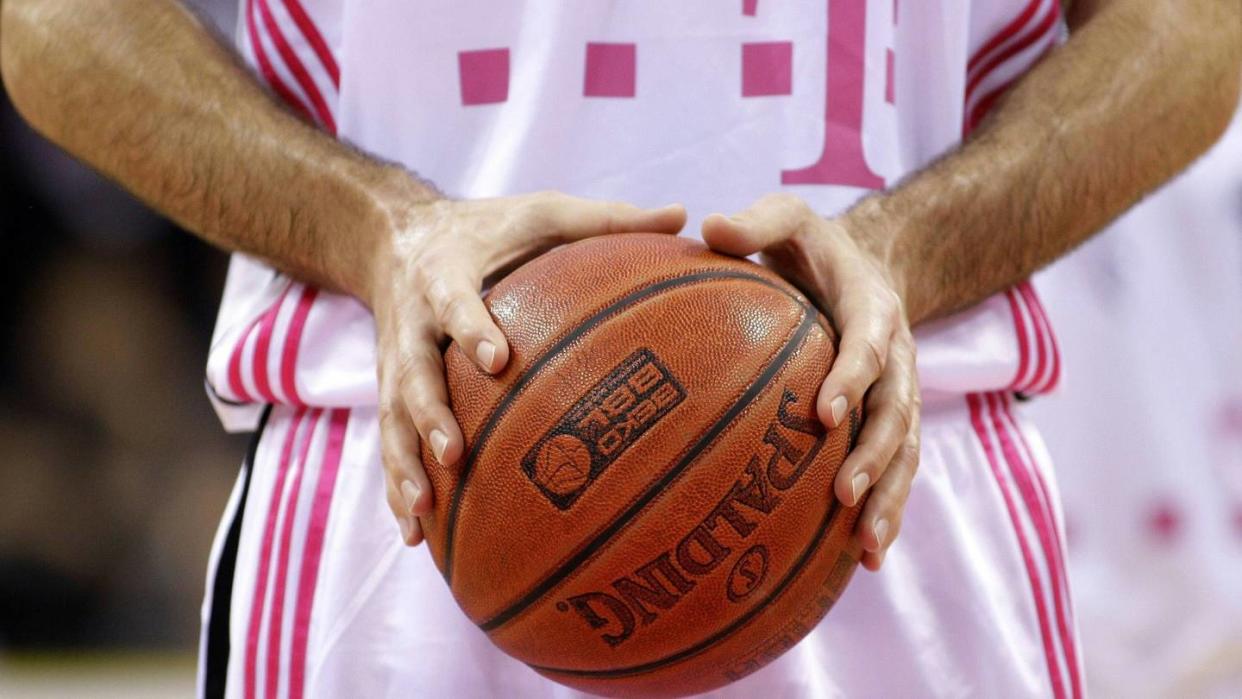 Telekom Baskets holen College-Juwel