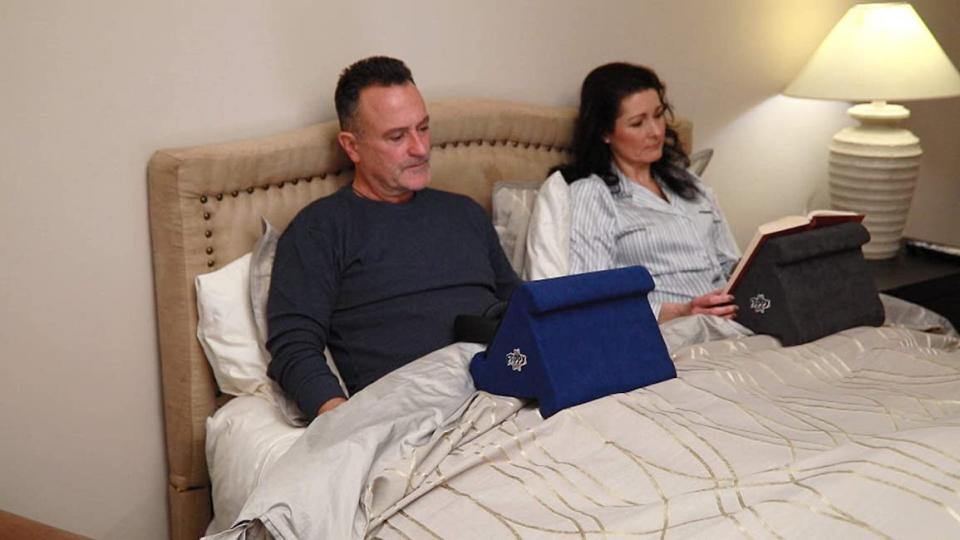 Flippy Multi-Angle Pillow Stand for Tablets. (Photo: HSN)