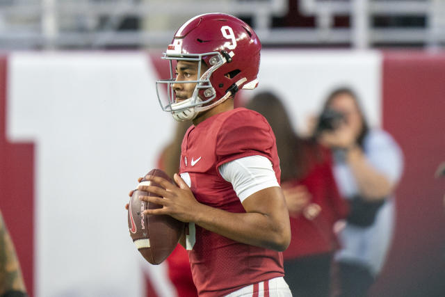 No. 1 pick Bryce Young looks sharp, throws first TD pass in final