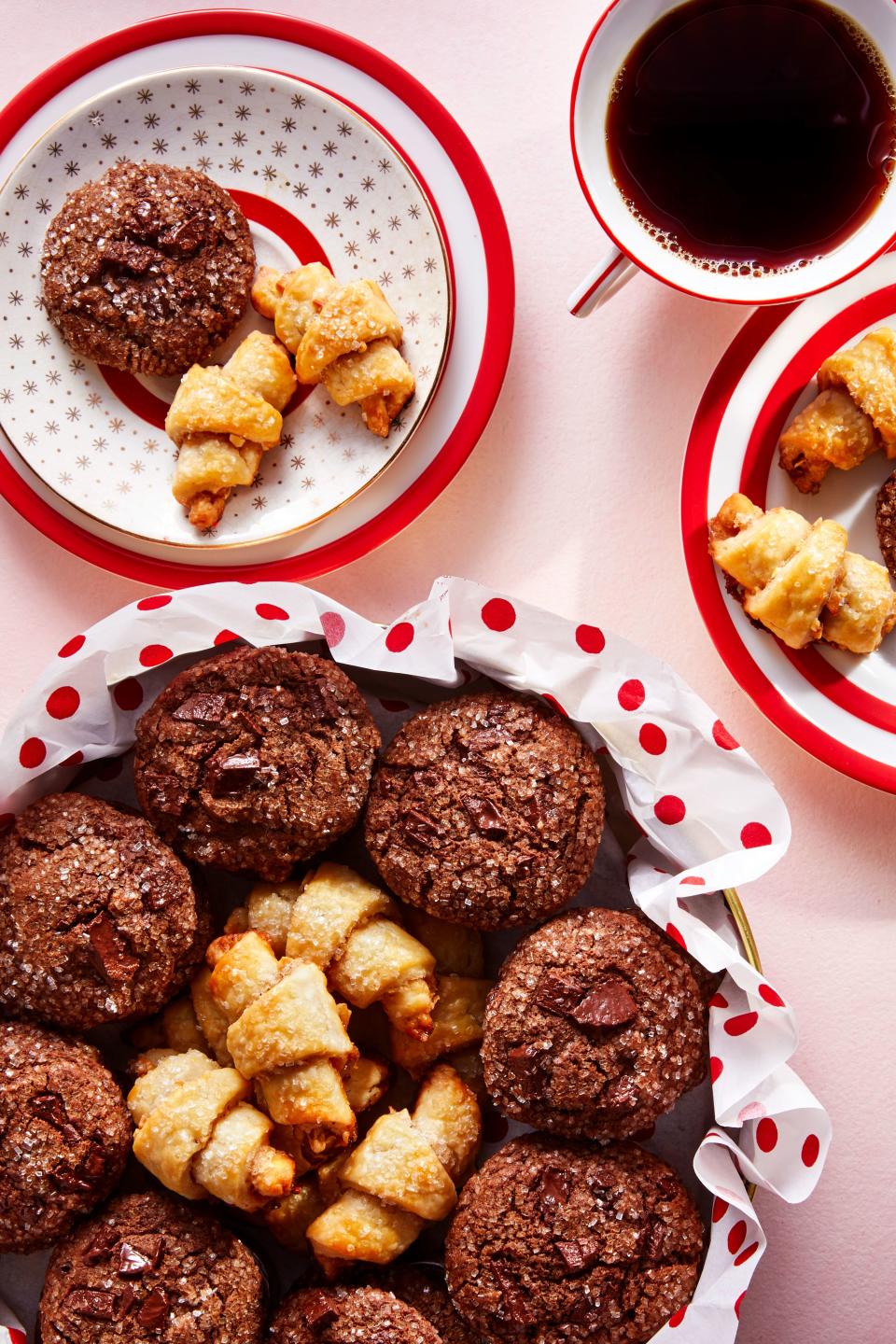 32 Freezer Friendly Christmas Cookies To Make Before Things Get Really