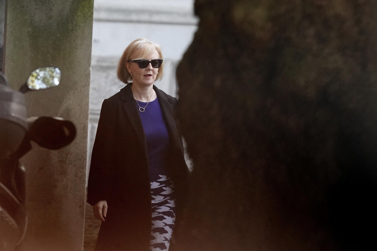 Prime Minister Liz Truss leaves Downing Street, London following her resignation yesterday. Picture date: Friday October 21, 2022.
