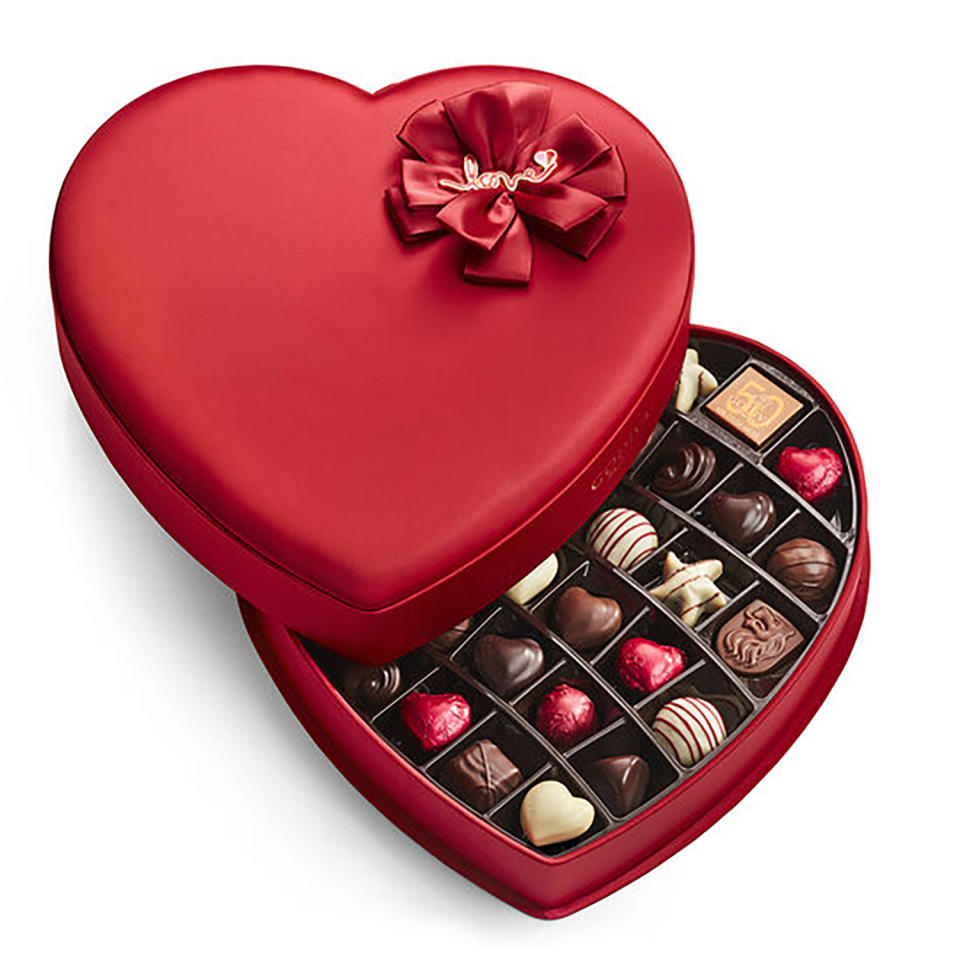 Godiva: Fabric Heart Chocolate Gift Box