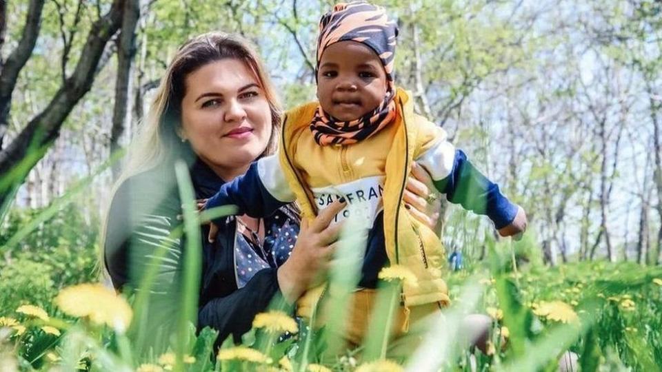 Mujer con su hijo