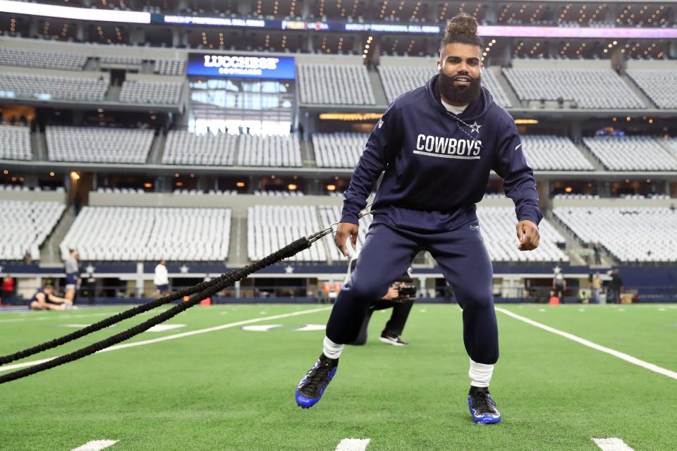 Cowboys running back Ezekiel Elliott expressed his support for the Cowboys' drafting of OL Tyler Smith in the first round.