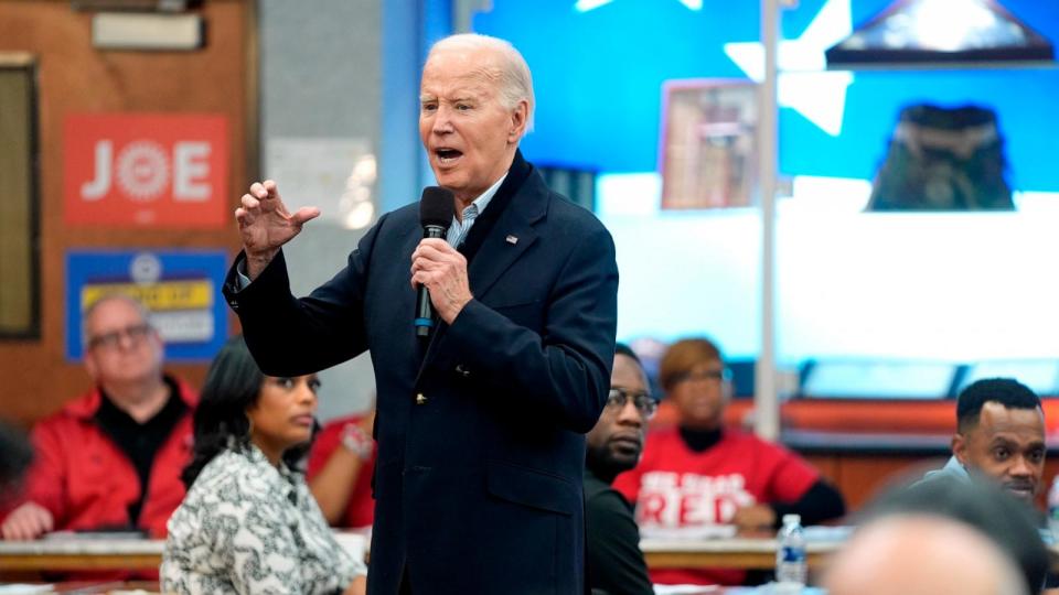 PHOTO: President Joe Biden meets with UAW members during a campaign stop at a phone bank in the UAW Region 1 Union Hall, Feb. 1, 2024, in Warren, Mich. (Evan Vucci/AP)