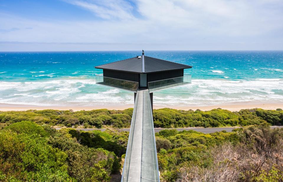 <p>Great Ocean Road Holidays / Airbnb</p>