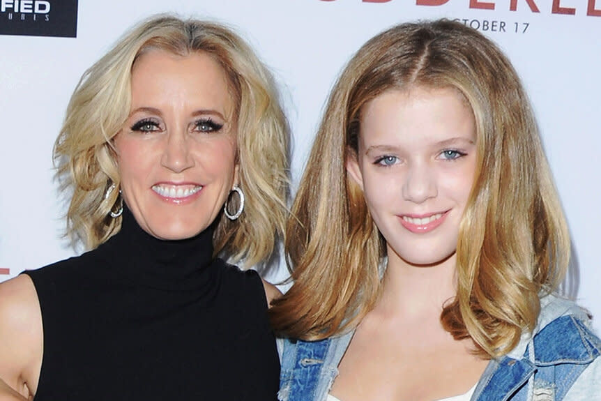 Felicity Huffman Sophia Macy G