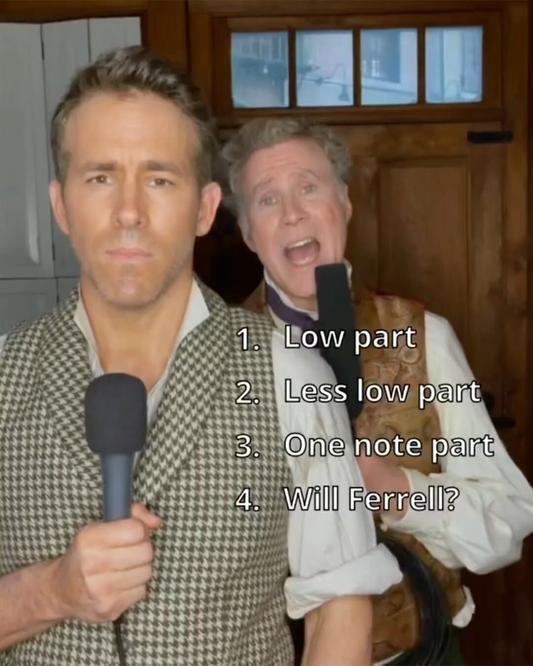 Ryan Reynolds and Will Ferrell sing karaoke