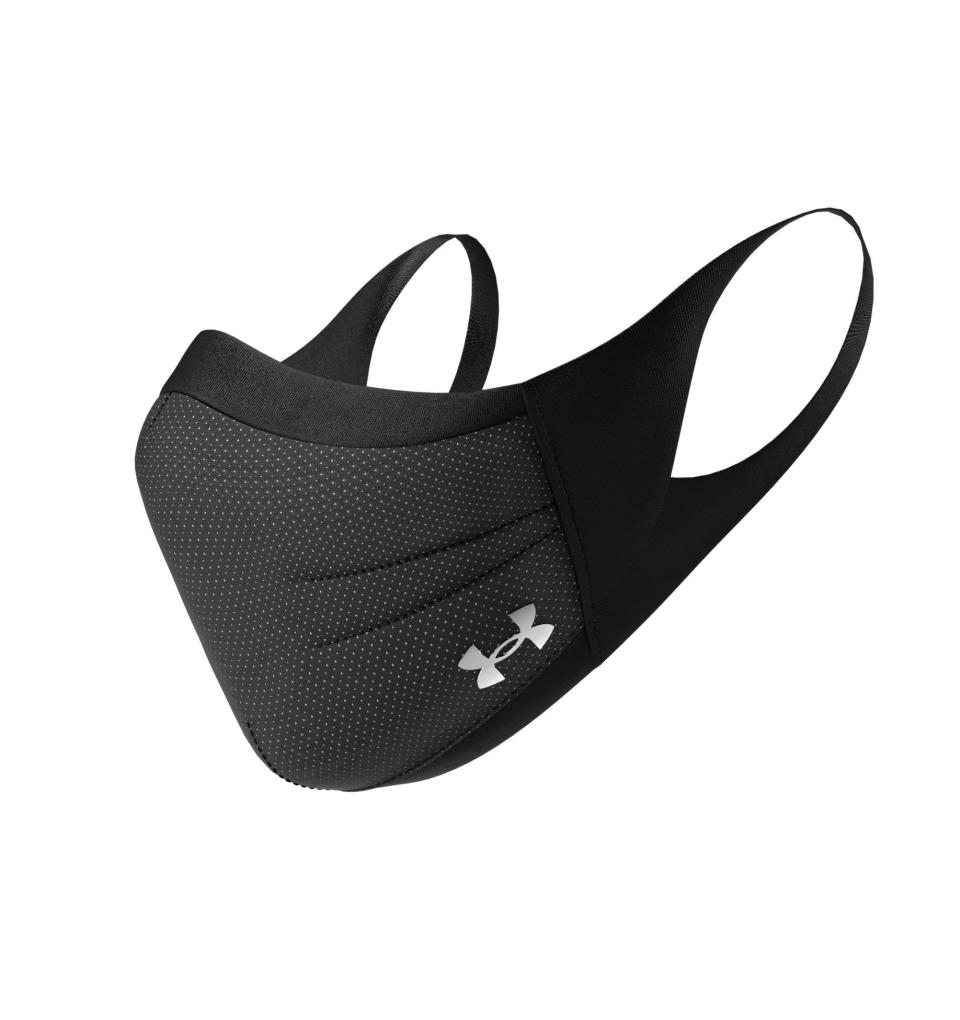 19) UA Sportsmask