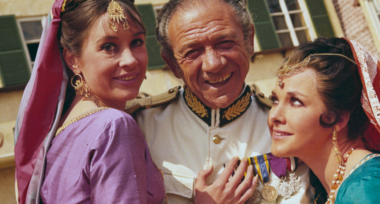 British actor Sid James (1913 - 1976) during the filming of 'Carry On Up the Khyber', 1968. (Photo by Keystone/Hulton Archive/Getty Images)