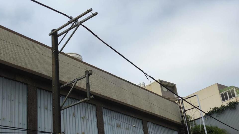台電因架空電纜故障饋線跳脫，造成中壢區今（3）天中午突然停電，影響近5千戶。   圖：台電桃園營業處/提供