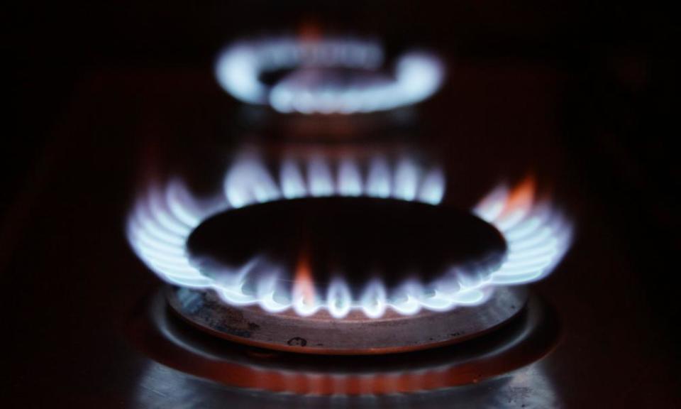 Theresa May has promised to cap electricity and gas bills for 17m families on default energy deals