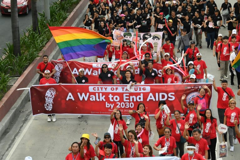 Una marcha para terminar con el sida organizada en Manila el 2 de diciembre de 2023 (Ted Aljibe)