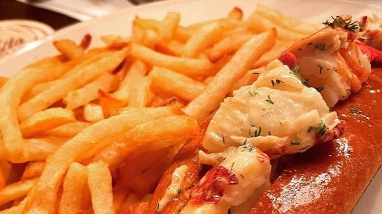 Fries with lobster roll