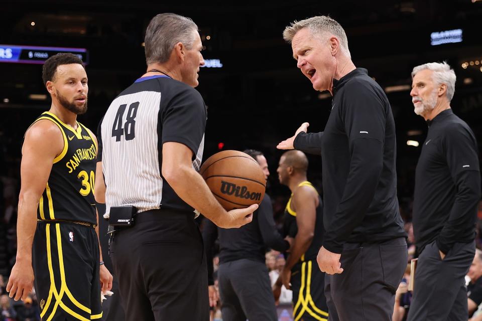 Steve Kerr was not happy with the atmosphere at the Phoenix Suns' Footprint Center on Wednesday night.