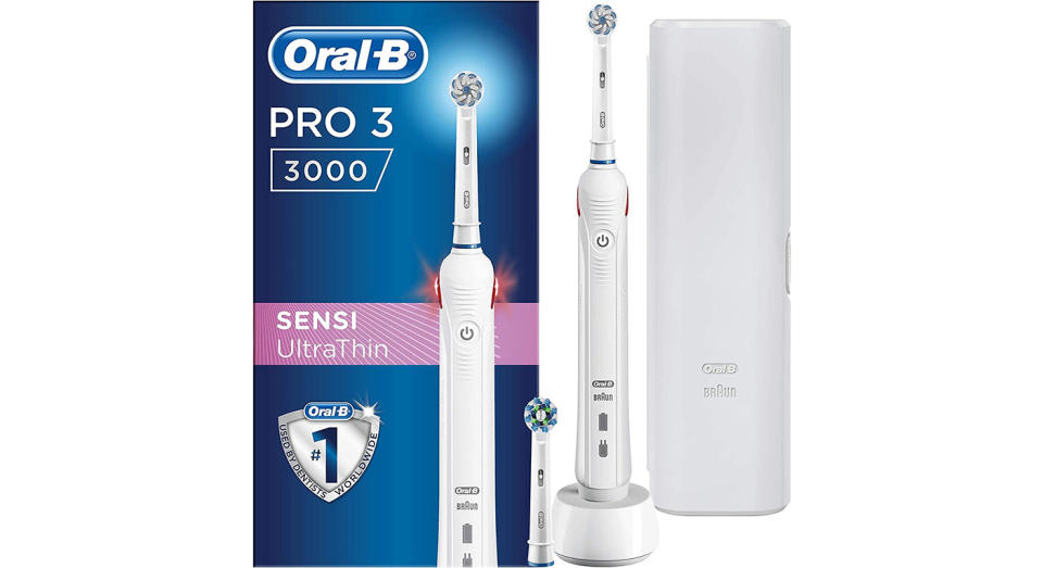 Oral-B Pro 3 3000 Electric Rechargeable Toothbrush Powered