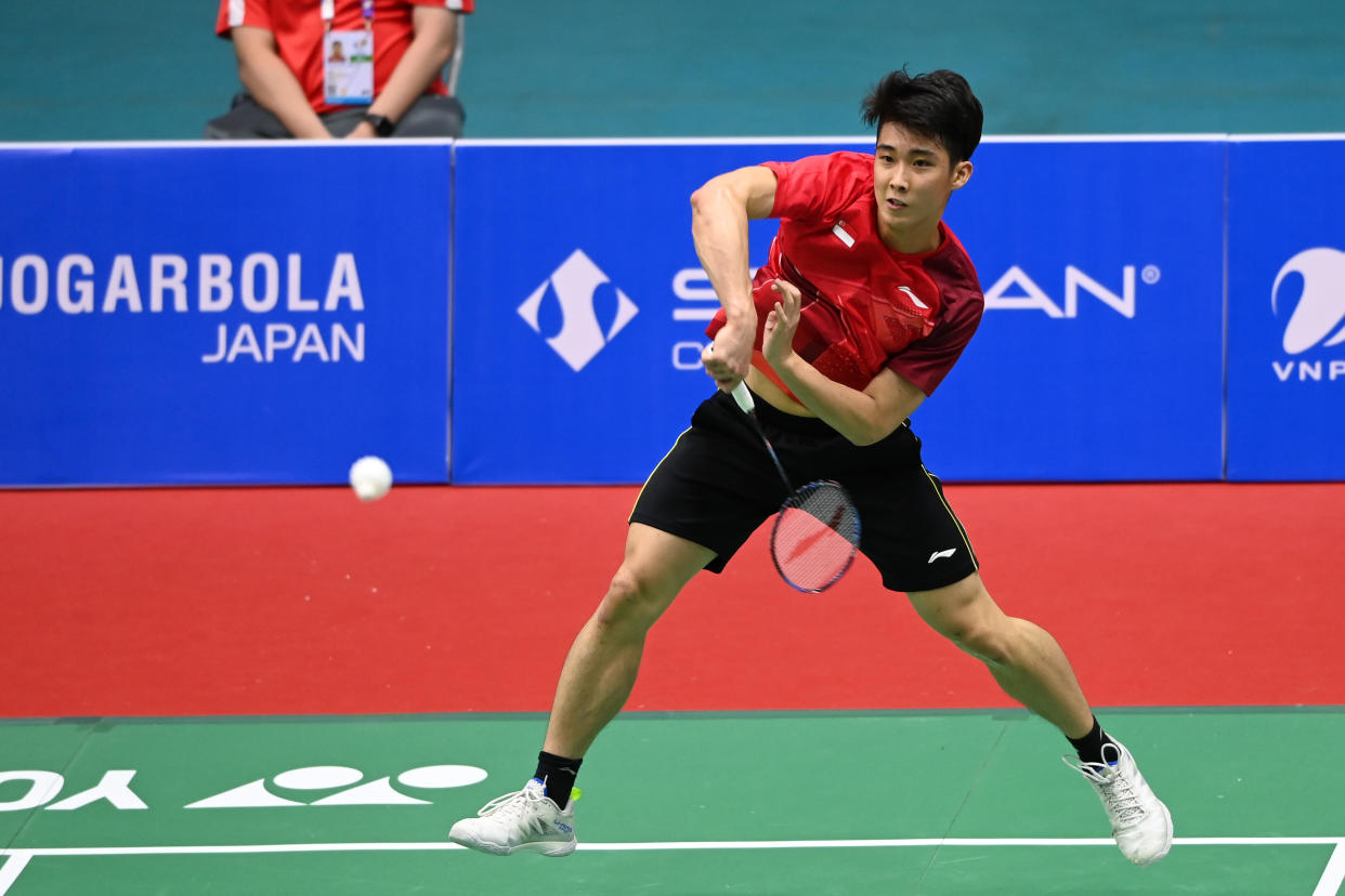 Singapore shuttler Loh Kean Yew in action at the Hanoi SEA Games. (PHOTO: Sport Singapore/ Lim Weixiang)