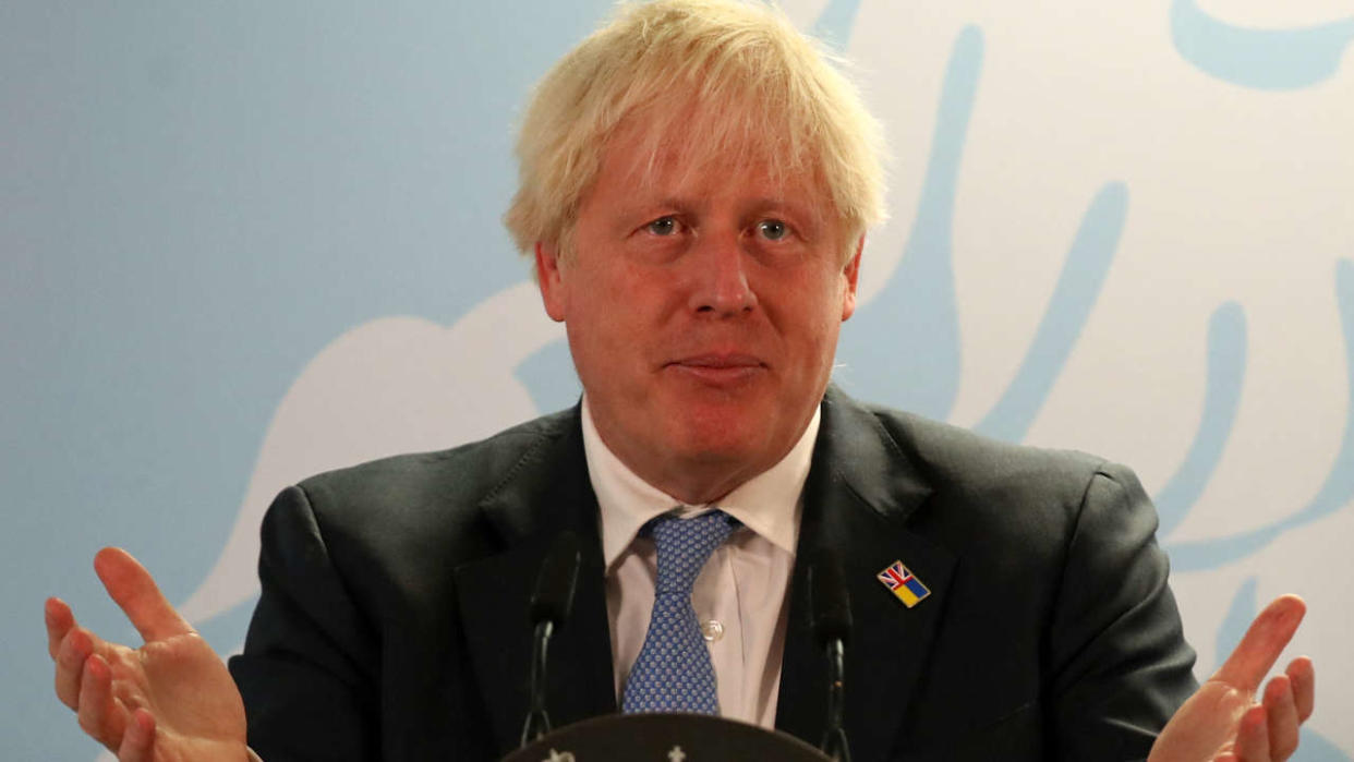 Britain's Prime Minister Boris Johnson speaks during his visit to EDF's Sizewell B Nuclear power station in Sizewell, eastern England on September 1, 2022. - Outgoing British Prime Minister Johnson on Thursday promised £700 million for the Sizewell C nuclear power station project during his final major policy speech. (Photo by CHRIS RADBURN / various sources / AFP)