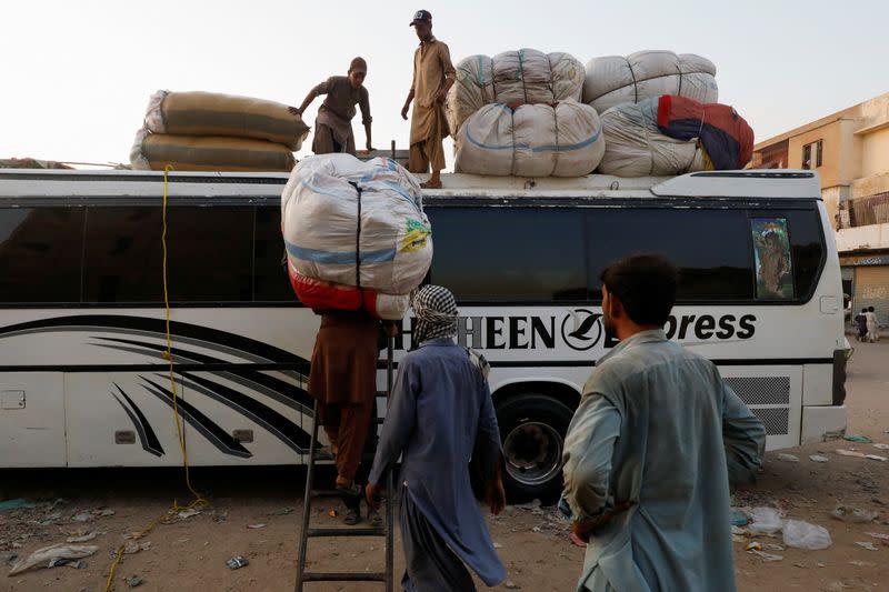 Pakistan gives last warning to undocumented migrants to leave, Karachi