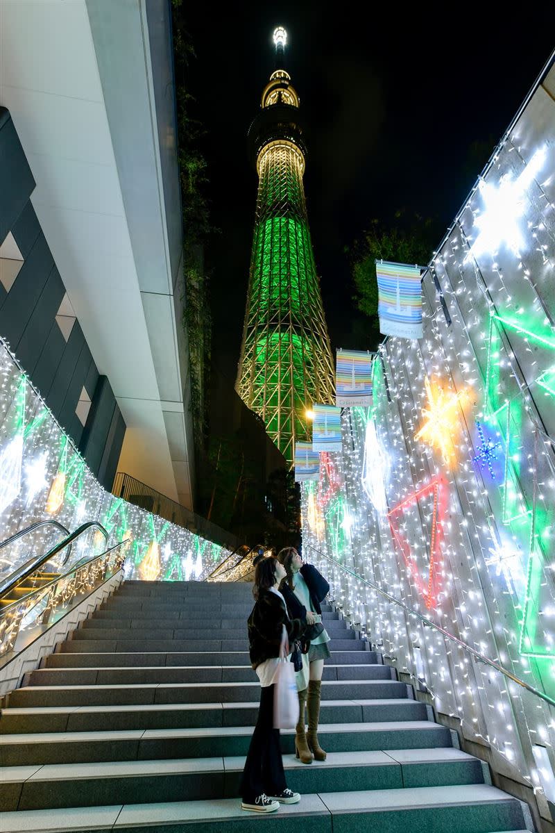 東京晴空塔夢幻耶誕主題燈飾。（圖／©TOKYO-SKYTREETOWN提供)