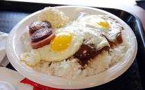 <b>Hawaii: Loco Moco</b> A native Hawaiin dish, Loco Moco is made with white rice, eggs, a hamburger patty and gravy.<br> <br> (Image courtesy <a href="http://www.flickr.com/photos/kimberleyblue/" rel="nofollow noopener" target="_blank" data-ylk="slk:kimberley blue/flickr;elm:context_link;itc:0;sec:content-canvas" class="link ">kimberley blue/flickr</a>)