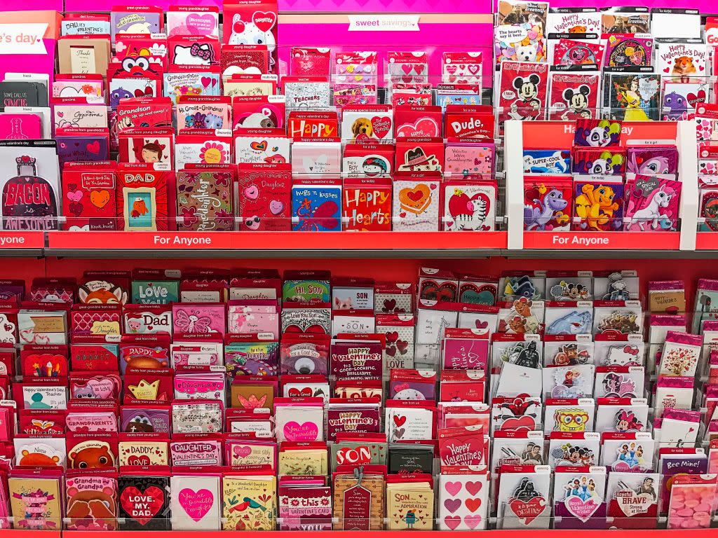 valentine's day facts millions of greeting cards are purchased every year