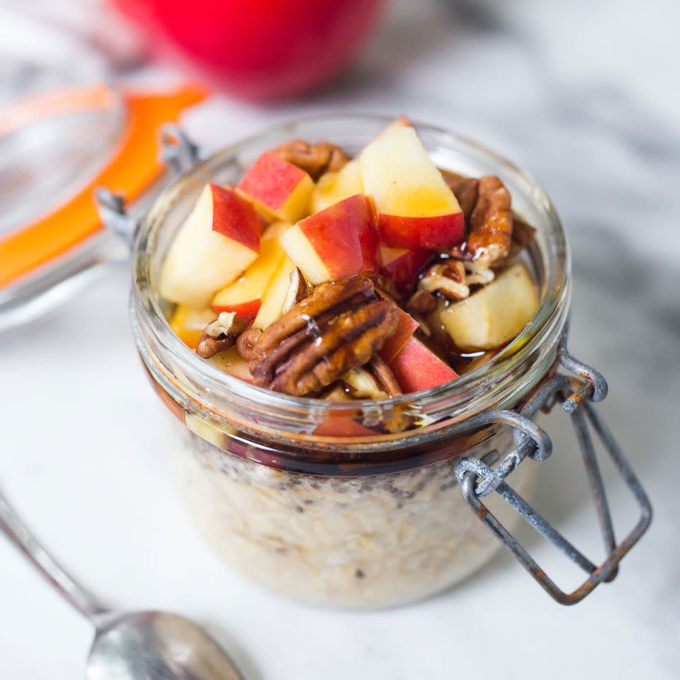 Apple-Cinnamon Overnight Oats