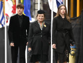 <p>Margaret Trudeau, mother of Prime Minister Justin Trudeau, walks with her grandchildren Xavier and Ella-Grace, as they arrive at Christ Church Cathedral for the National Commemorative Ceremony in honour of Queen Elizabeth, in Ottawa, on Monday, Sept. 19, 2022. (THE CANADIAN PRESS/Justin Tang)</p> 