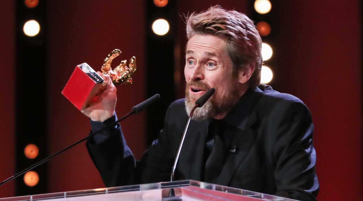 Die Berlinale ehrte Hollywoodschauspieler Willem Dafoe mit dem Goldenen Ehrenbären. (Bild: ddp Images)