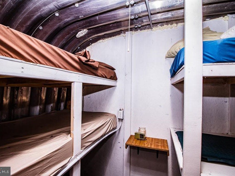 bunk bed room in shelter FR WV (1)