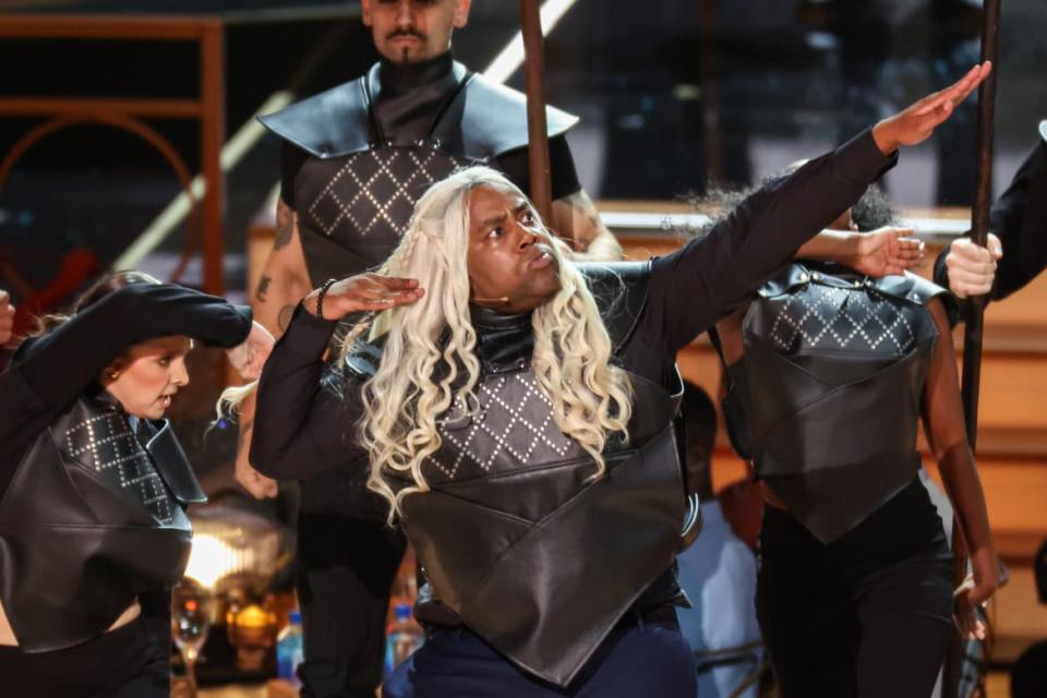 <div class="inline-image__caption"><p>Host Kenan Thompson performs onstage during the 74th Primetime Emmys at Microsoft Theater on September 12, 2022, in Los Angeles, California. </p></div> <div class="inline-image__credit">Myung J. Chun/Los Angeles Times via Getty</div>