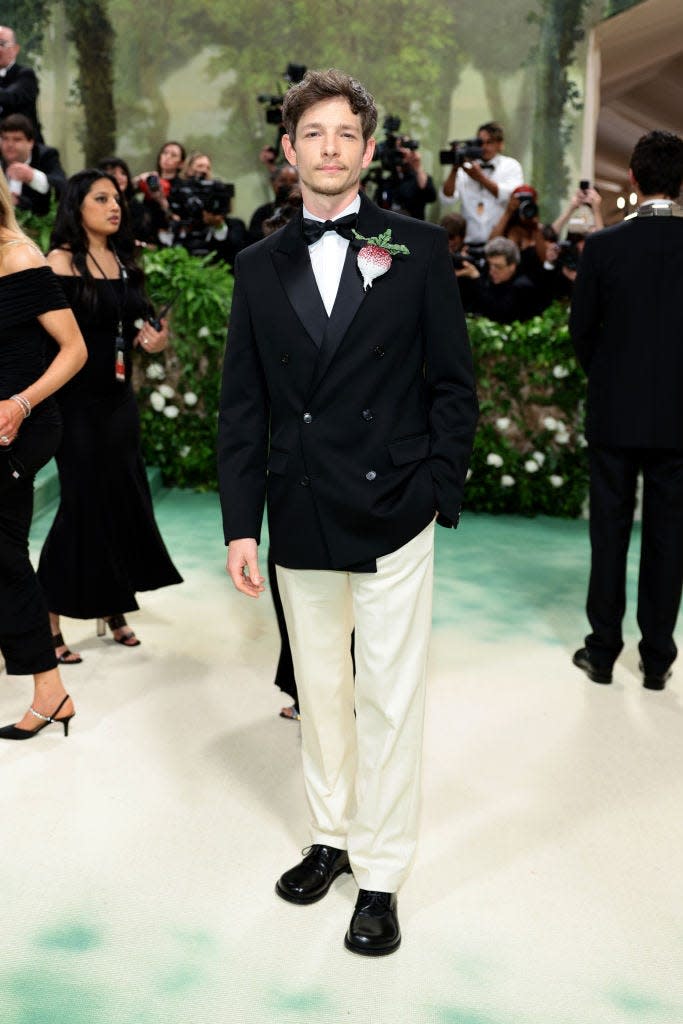 Mike Faist attends the 2024 Met Gala.