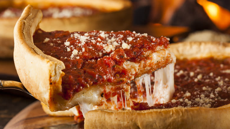 Chicago deep dish pizza mozzarella cheese