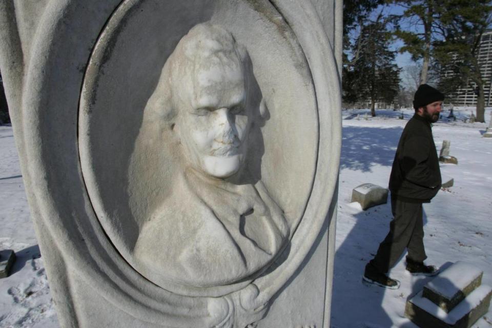 The grave marker of George Caleb Bingham at Union Cemetery.