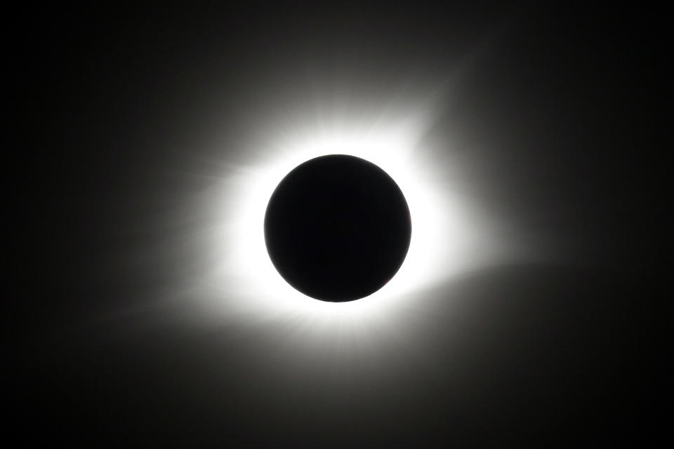 A period of total coverage is seen near Hopkinsville, Kentucky, during the solar eclipse on Aug. 21, 2017. / Credit: Mark Humphrey / AP