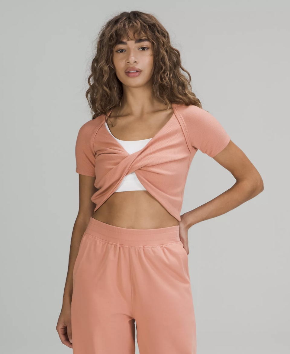 LA Twist Front Crop Top (Photo via Lululemon)