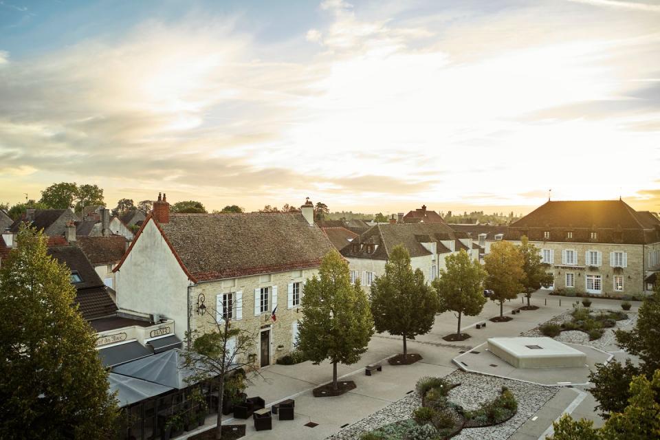 como le montrachet hotel in puligny montrachet burgundy france