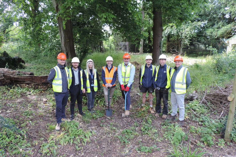Turf cutting for Central African Forest at Bristol Zoo Project - l-r Richard Brown (Beard), Josh Dalton (BZS), Jenny Stoves (BZS), Justin Morris (CEO, BZS), Simon Larkin (Project Manager, Beard), Jack Sanderson (BZS), Dylan Forbes (BZS), Jason Perkins (Beard)