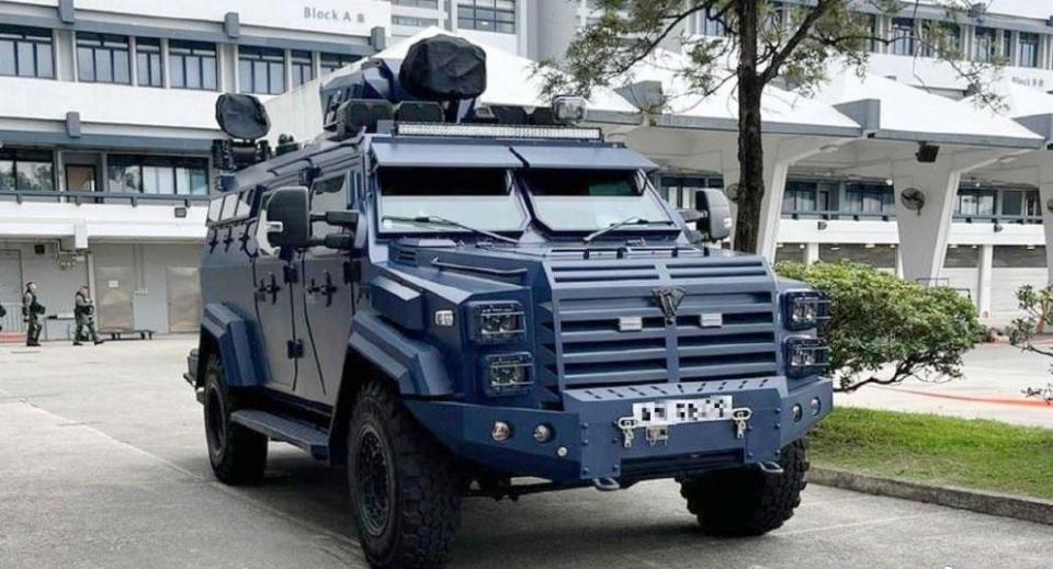 警隊購入國產「劍齒虎」裝甲車，預料下月可投入使用。