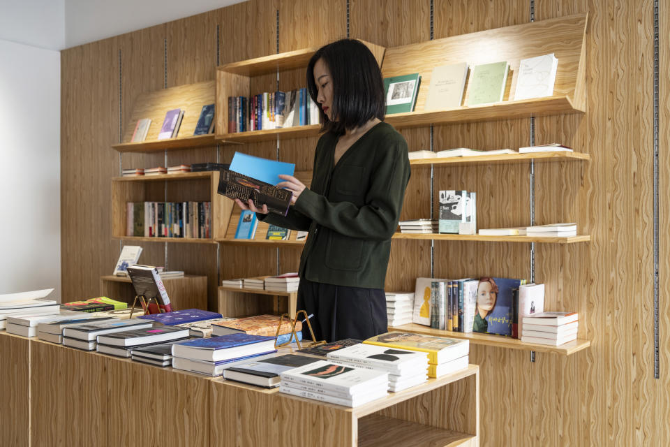 La librería de temática femenina Paper Moon, propiedad de Tang Zhuang, en Shanghái, el 20 de marzo de 2024. (Qilai Shen/The New York Times).