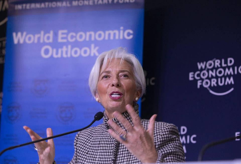  interest rates inflation News Bilder des Tages (190121) -- DAVOS (SWITZERLAND), Jan. 21, 2019 -- International Monetary Fund (IMF) Managing Director Christine Lagarde speaks at a press conference in Davos, Switzerland, Jan. 21, 2019. The International Monetary Fund (IMF) said Monday that global expansion has weakened and that the world s economy is expected to grow at 3.5 percent in 2019, and 3.6 percent in 2020. ) SWITZERLAND-DAVOS-IMF-WORLD ECONOMIC OUTLOOK-LOWER GROWTH FORECAST XuxJinquan PUBLICATIONxNOTxINxCHN