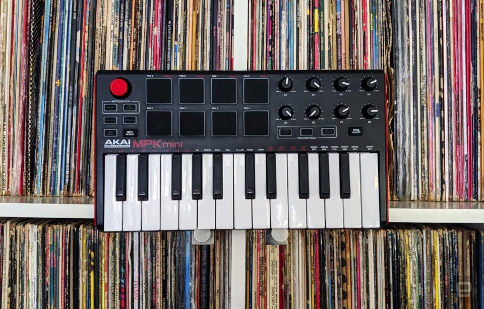 Akai MPK Mini mkII