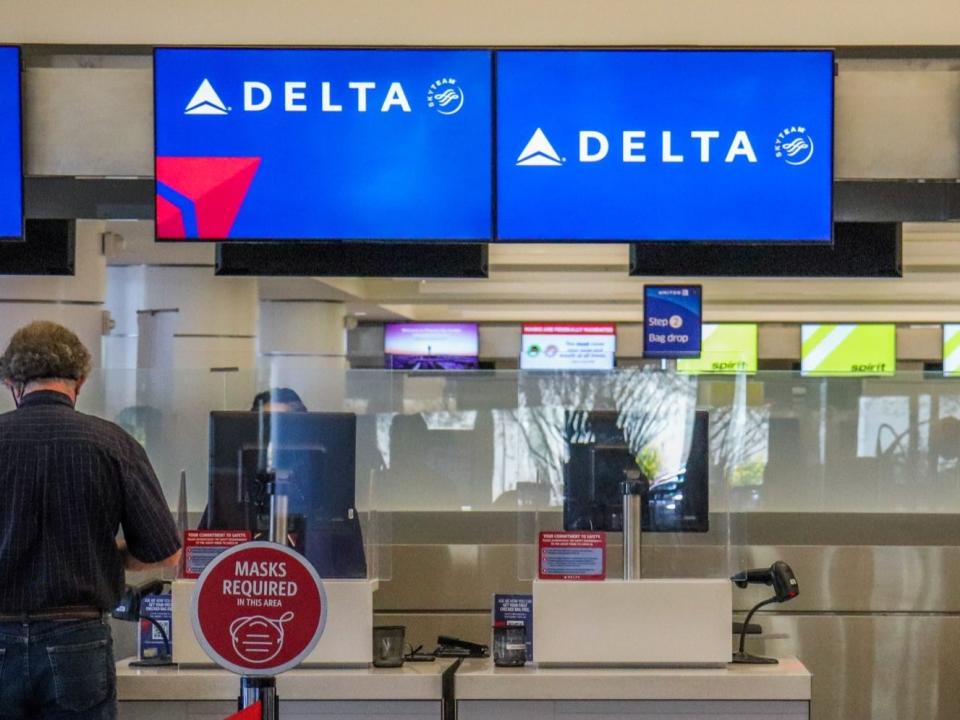 Flying Delta Air Lines During Pandemic Post-Middle Seat Block Ended 2021