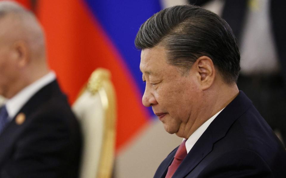Chinese President Xi Jinping waits before Russia - China talks in narrow format at the Kremlin in Moscow, Russia March 21, 2023. Sputnik/Mikhail Tereshchenko/Pool via REUTERS ATTENTION EDITORS - THIS IMAGE WAS PROVIDED BY A THIRD PARTY. - SPUTNIK/REUTERS