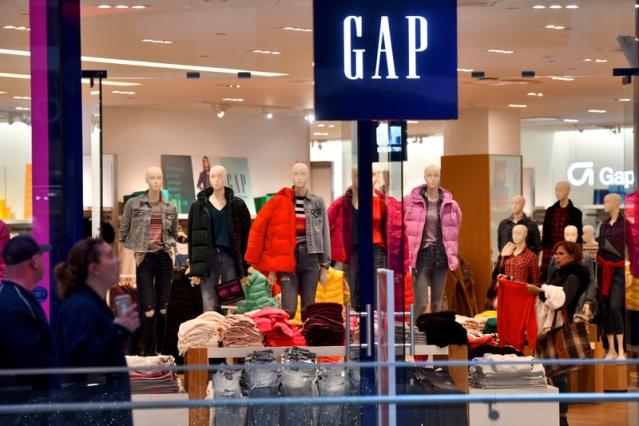 GAP vai fechar 200 lojas da GAP e Banana Republic nos próximos 3