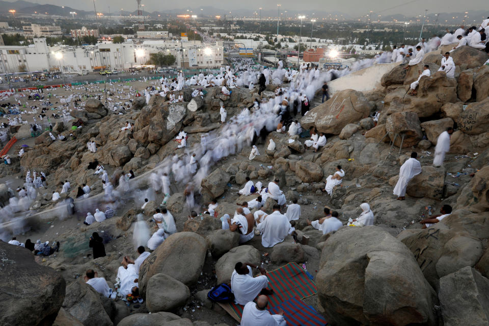 <p>Muslim pilgrims gather on Mount Mercy on the plains of Arafat during the annual haj pilgrimage, outside the holy city of Mecca, Saudi Arabia , Aug. 31, 2017. (Photo: Suhaib Salem/Reuters) </p>