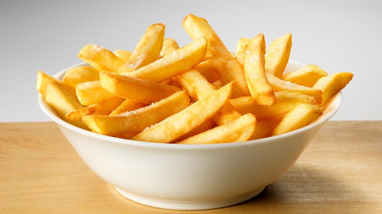 fries in a bowl